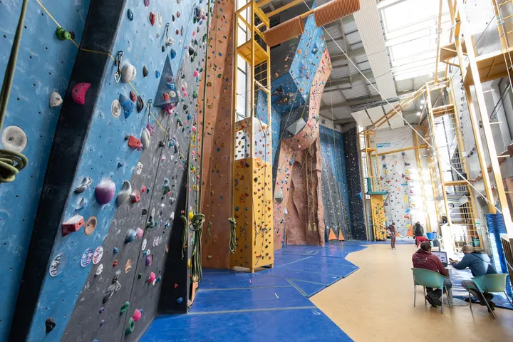 Climb Up Epinay — escalade-studio à Épinay-sur-Seine, Paris — 2