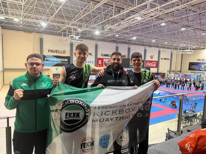 SPFIGHTERS 我慢 escuela de artes marciales y deportes de contacto — Artes marciales en El Berrocal, Plasencia