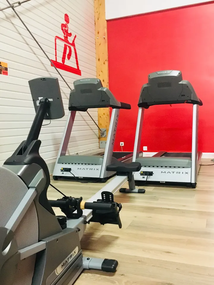 Adn Fitness — salle de fitness-studio à Saint-Pair-sur-Mer — 4