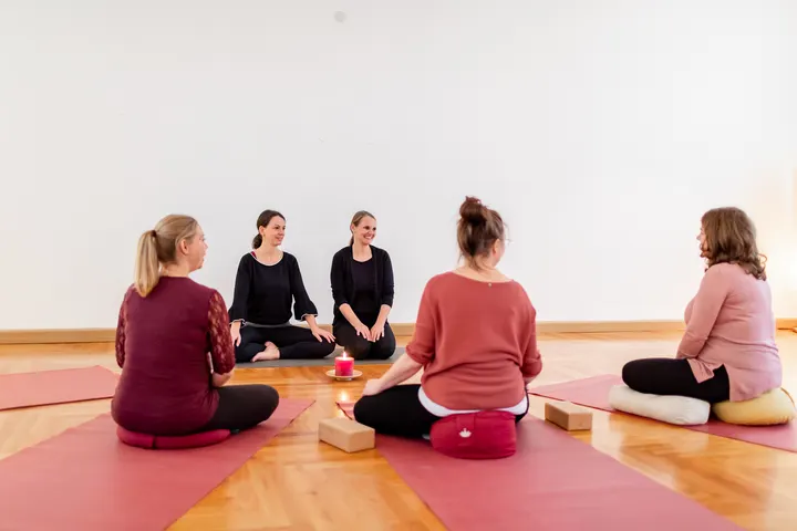 Milchozean-Yogaausbildung — yoga-studio in Mannheim — 4