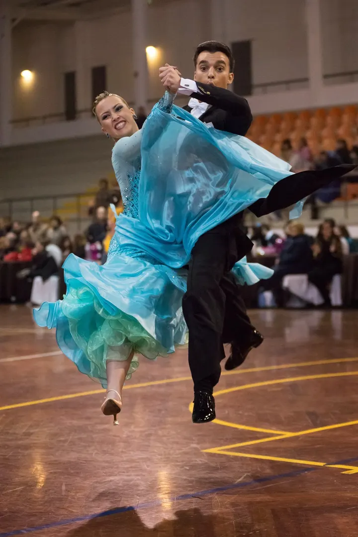 Pasos Bailegalicia — baile-studio en O Berbés, Vigo — 2