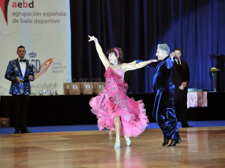 Pasos Bailegalicia — Baile en O Berbés, Vigo