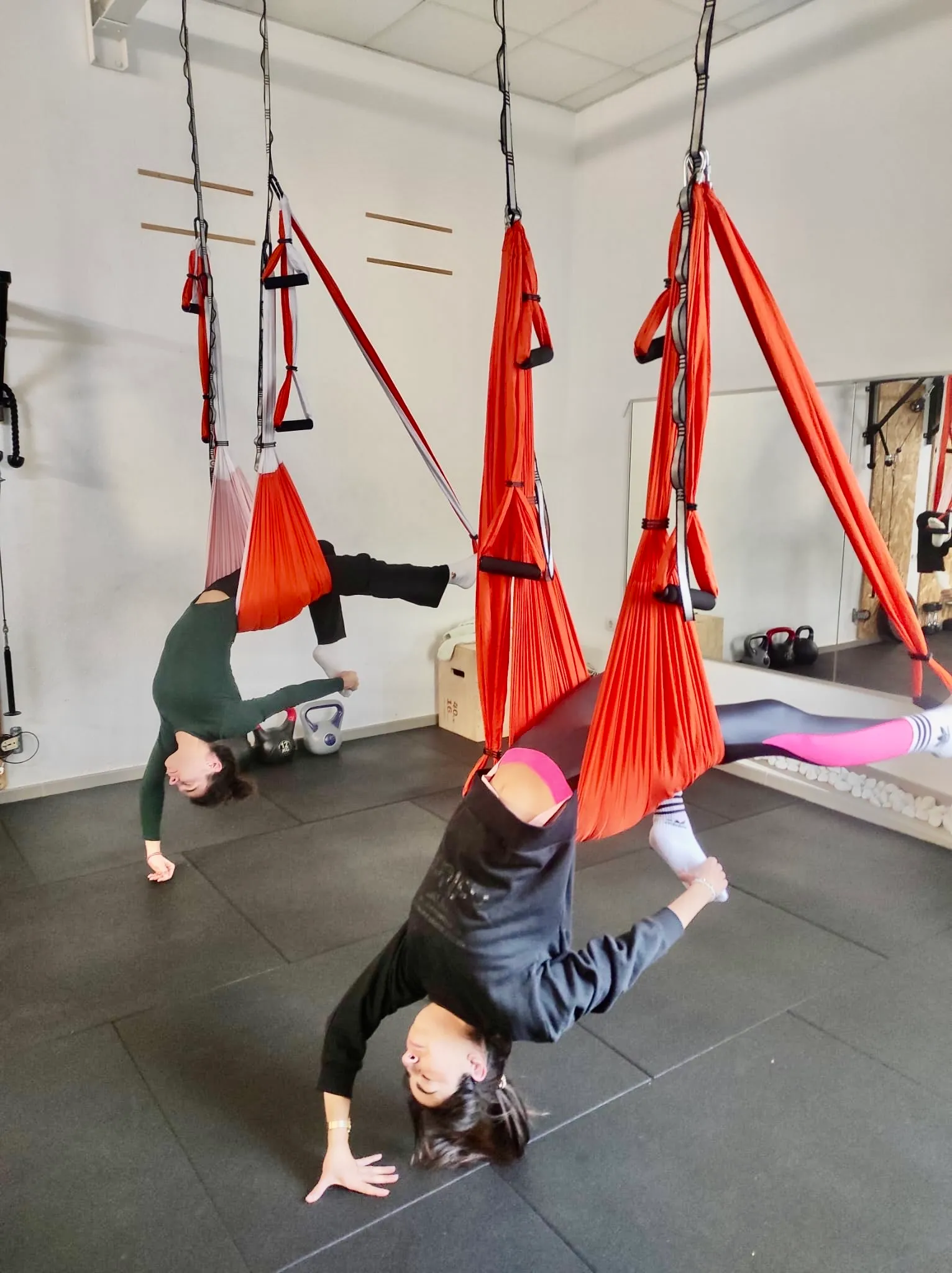 Vita Corpórea ( osteopatía - quiromasaje - acupuntura MTC - pilates - yoga I aéreo - E. funcional - nutrición clínica y PNI) — yoga-studio en Castelló de la Plana — 4