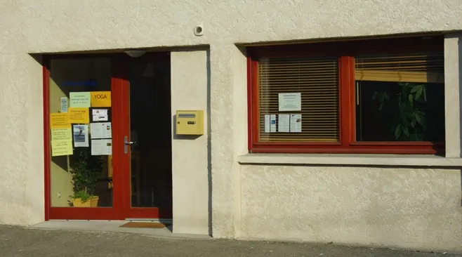 Ecole de yoga de Grenoble — yoga-studio à Fontaine — 3