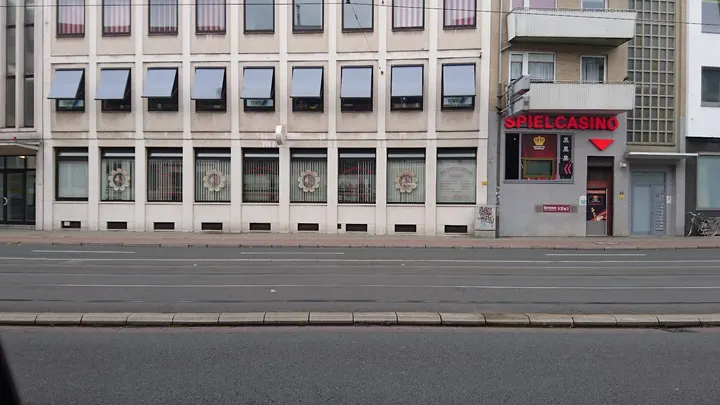 Khaled Ramez — Tanz in Mitte, Bremen