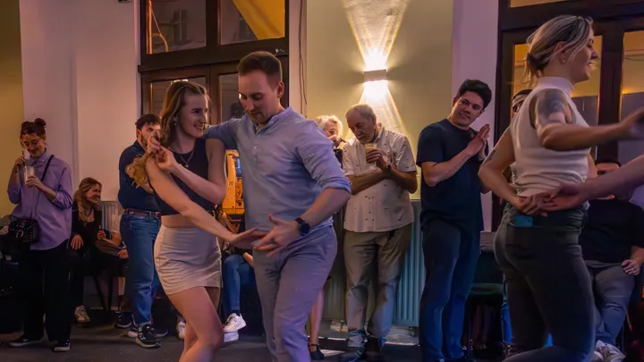 Para Ti Dance - Outdoor Salsa (Hbf) — Dance in Reinickendorf, Berlin