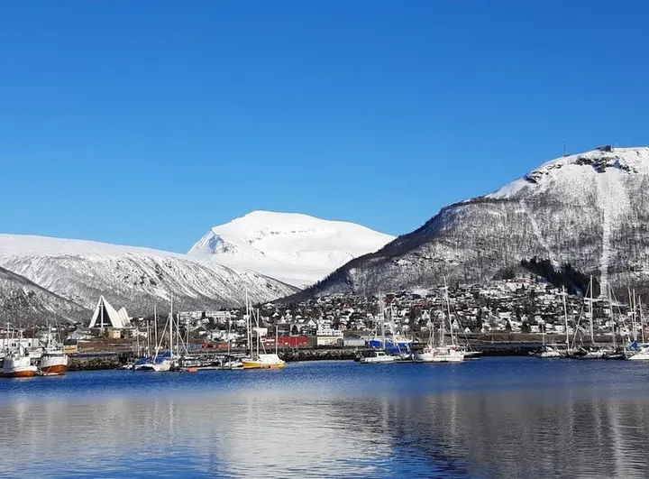 Yaelle Sahbel - Arts & Yoga — yoga-studio i Nordbyen, Tromsø — 2