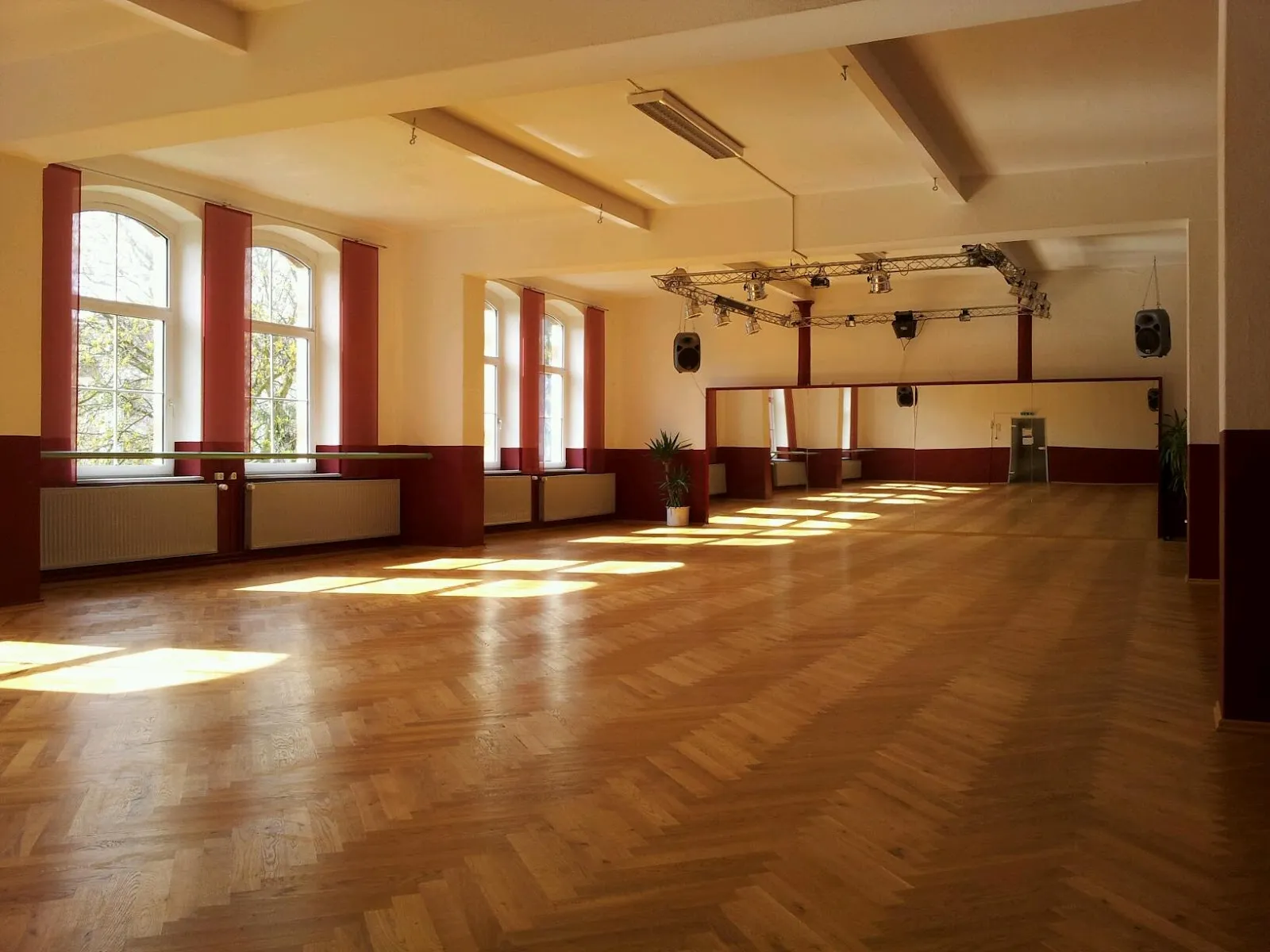 Creative Dance Studio — tanz-studio in Lübeck — 3