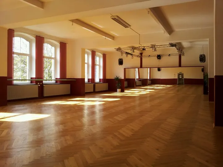 Creative Dance Studio — tanz-studio in Lübeck — 3