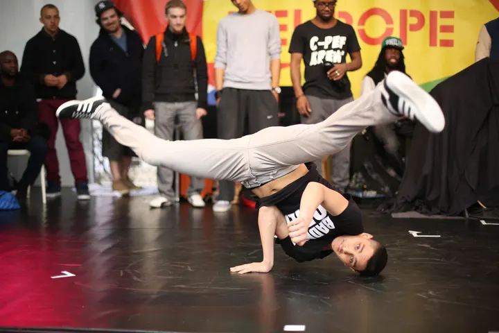INSOLITE SCHOOL — Danse à Paris 4e Arrondissement, Paris