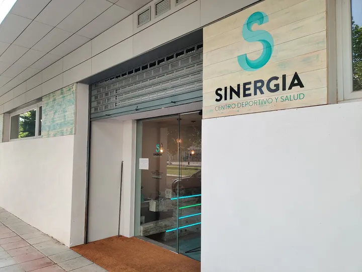 Synergy Sports Center And Health — Estudio de fitness en Los Olivos, Huesca