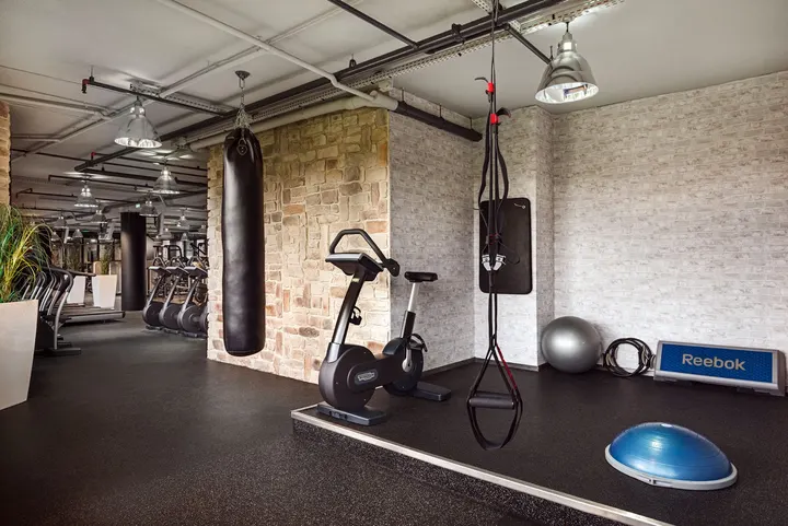 The LOFT — salle de fitness-studio à Village Plaine Gare, Rueil-Malmaison — 3