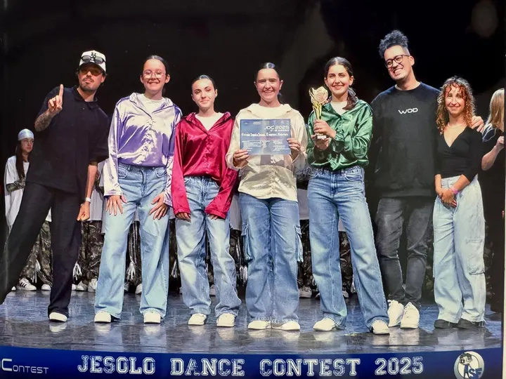Future Dance School — danza-studio a Salata — 3