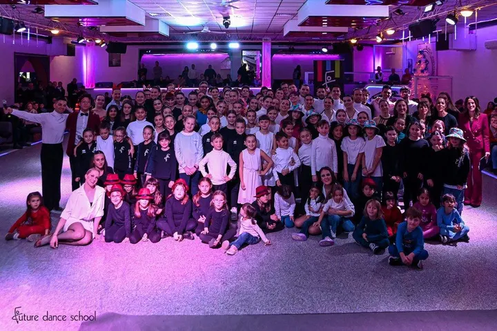 Future Dance School — danza-studio a Salata — 5