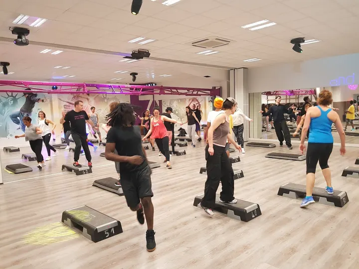 Seven Fit Valenton — salle de fitness-studio à Valenton, Paris — 3