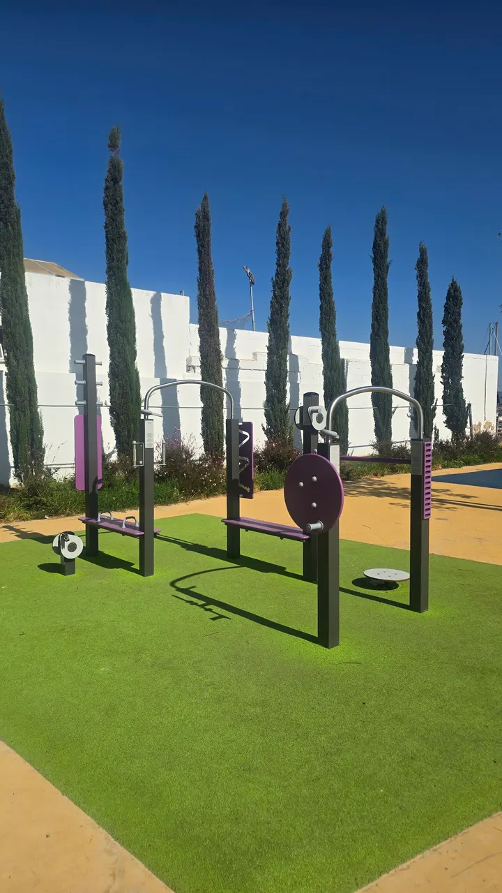 Circuito de Calistenia y Biosaludable — estudio de fitness-studio en Valdelagrana, El Puerto de Sta María — 2