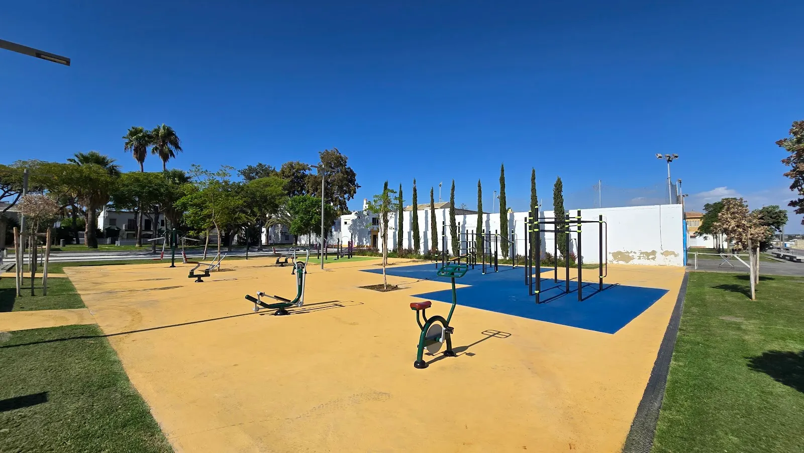 Circuito de Calistenia y Biosaludable — entrenamiento funcional-studio en El Puerto de Sta María — 3