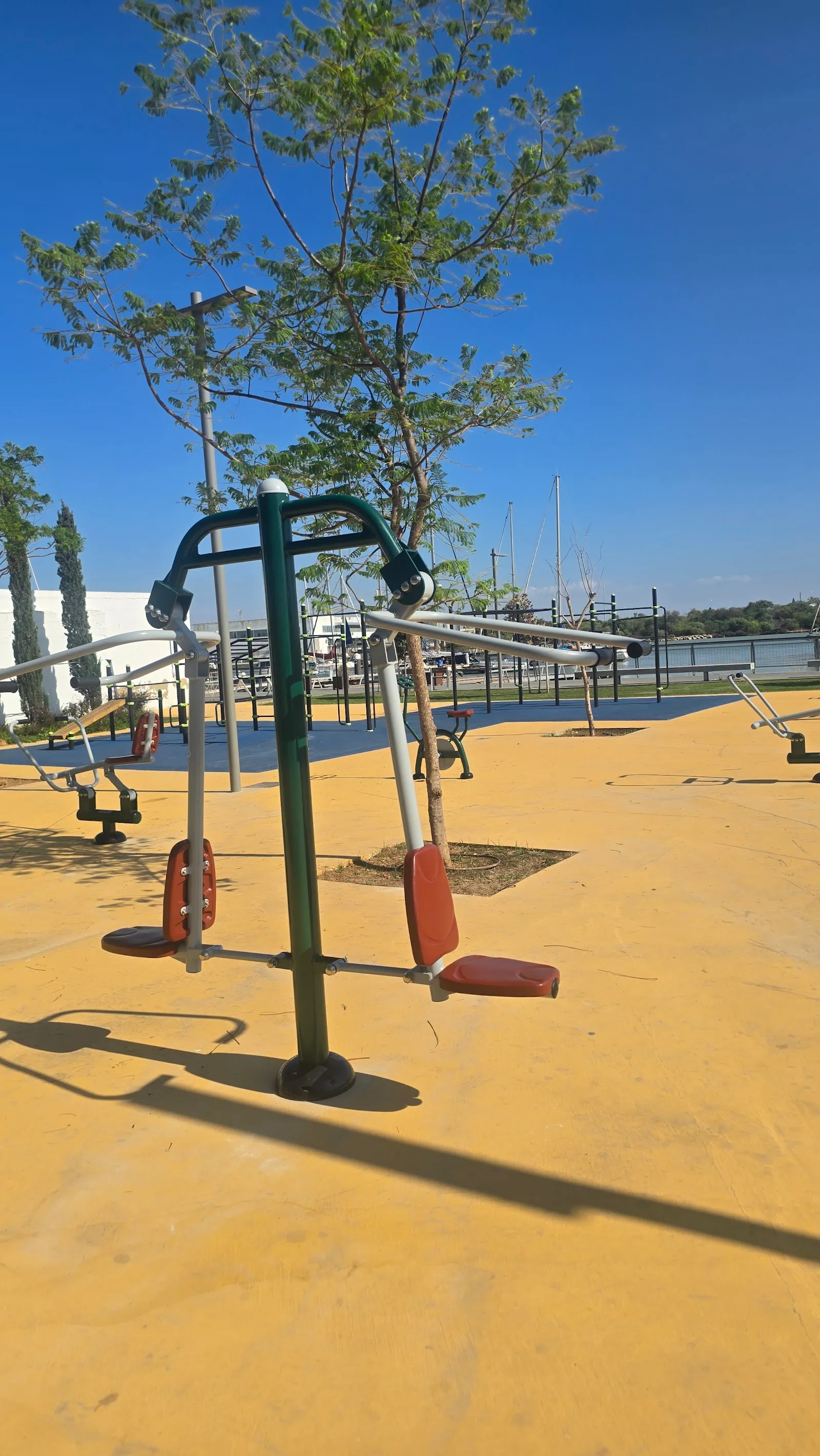 Circuito de Calistenia y Biosaludable — entrenamiento funcional-studio en El Puerto de Sta María — 4