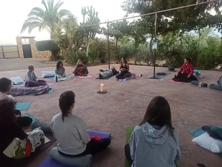 Alma Serena ( Centro de Yoga, Meditación y Crecimiento Personal) — yoga-studio en Franciscanos, Albacete — 2