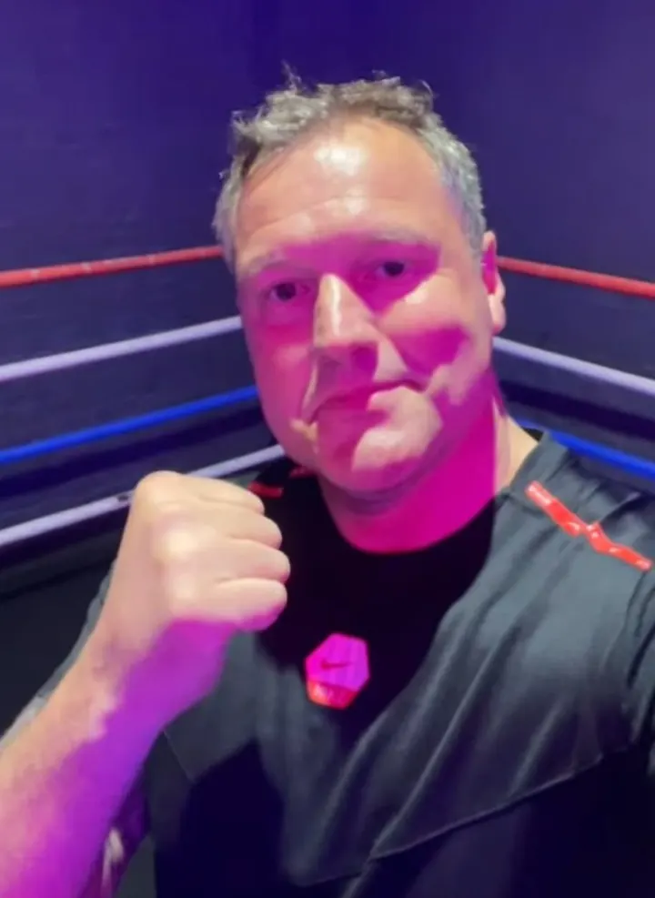 Peak Fitness — fitness studio in Derbyshire Hill, St Helens — 2