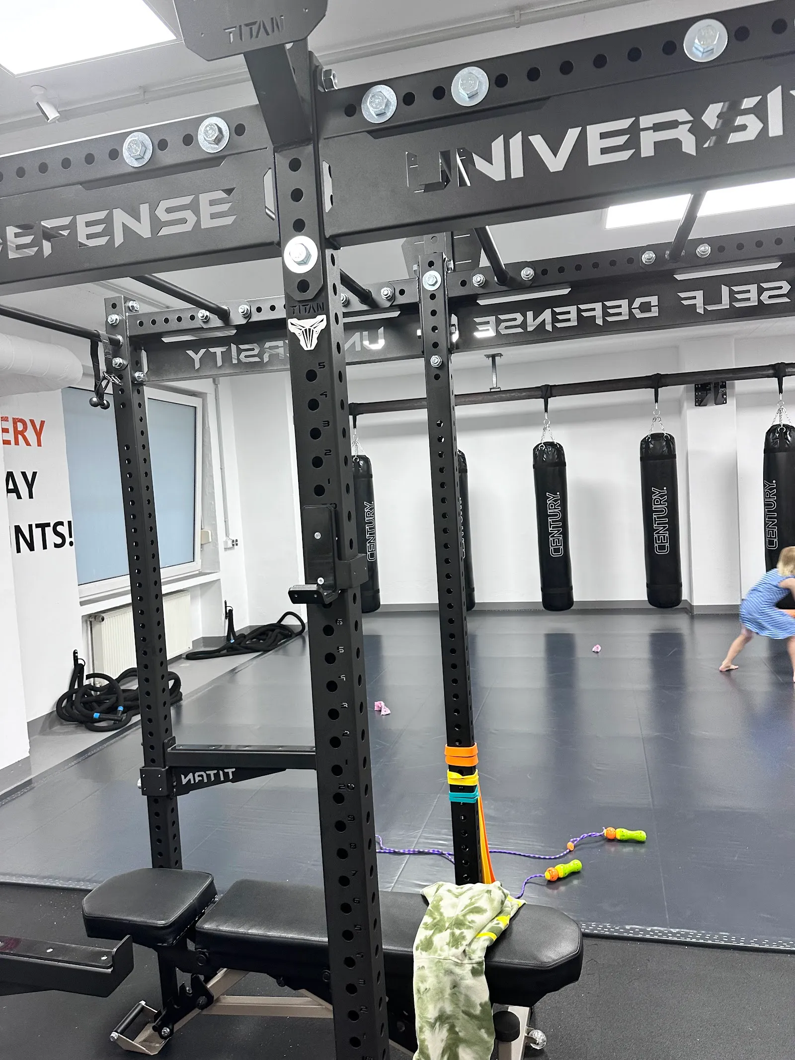 Selfdefense YOUniversity Selbstverteidigung Fitness Gesundheit | Krav Maga | Boxfitness | Funktionelles Fitnesstraining | — kampfsport-studio in Bergerhausen, Essen — 3