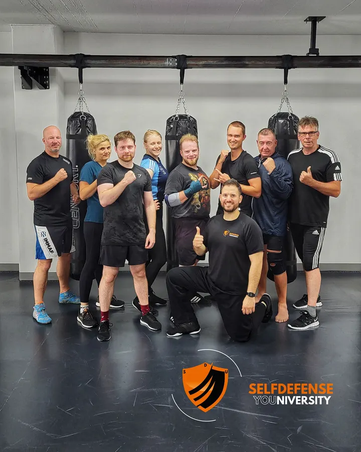 Selfdefense YOUniversity Selbstverteidigung Fitness Gesundheit | Krav Maga | Boxfitness | Funktionelles Fitnesstraining | — Kampfsport in Bergerhausen, Essen