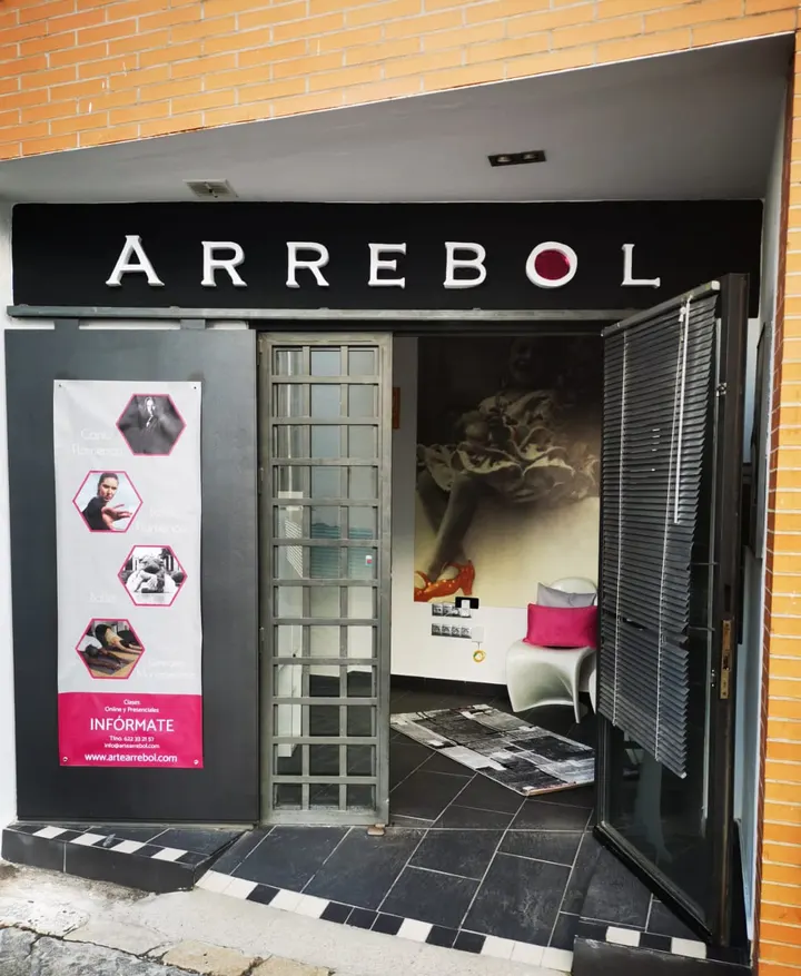Arte Arrebol — baile-studio en San Julián, Sevilla — 3