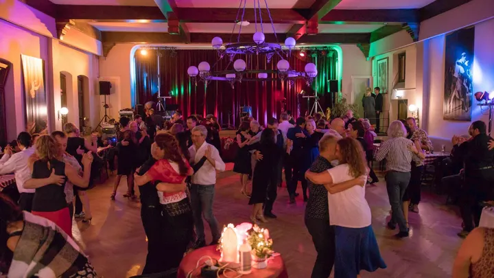 Tango Argentino — tanz-studio in Heidelberg — 4