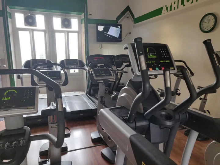 Palestra Athlon — Palestre a Santuario, Saronno