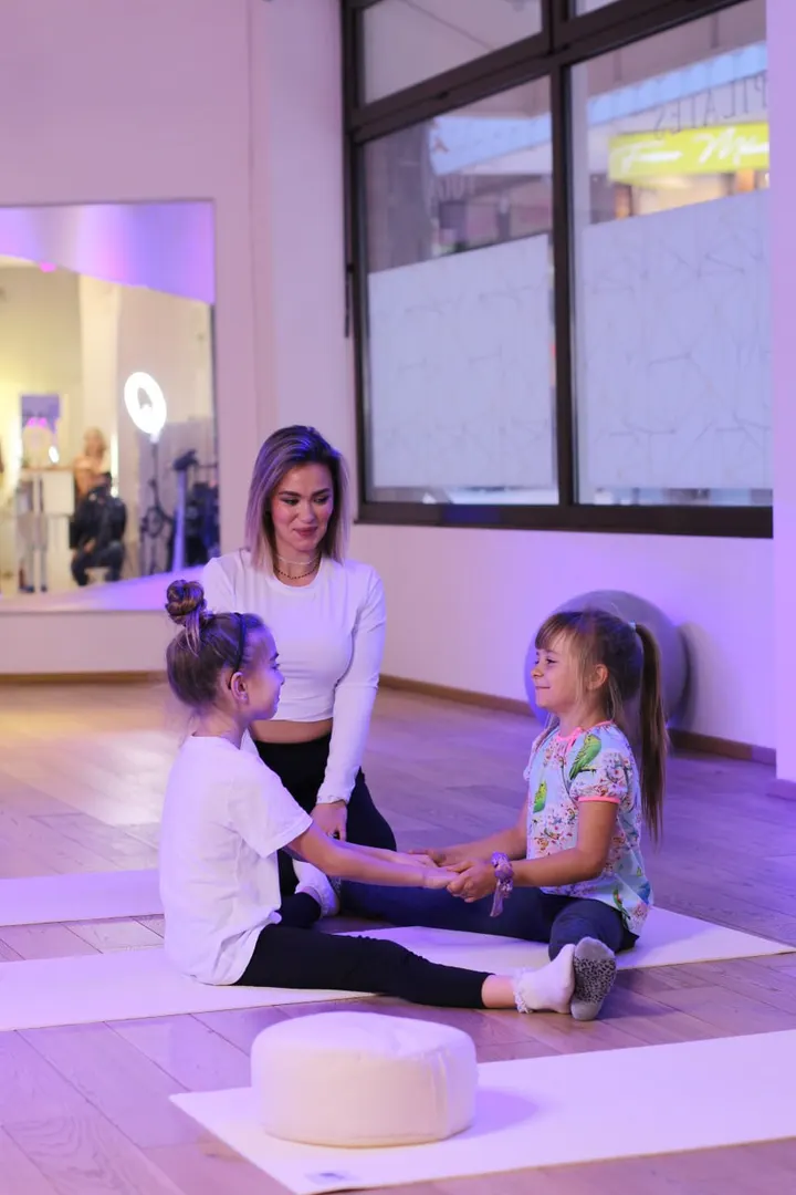 Inspirika - Massage & Wellness, Beauty, Pilates, Yoga, Sport, und Kinderangebote — yoga-studio in Grube, Bergisch Gladbach — 3