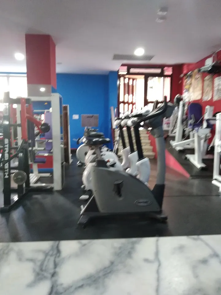 Heracles — Yoga en El Berrocal, Plasencia