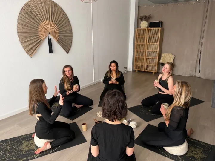 YogaVille Almere — Yoga in De Realteit, Almere