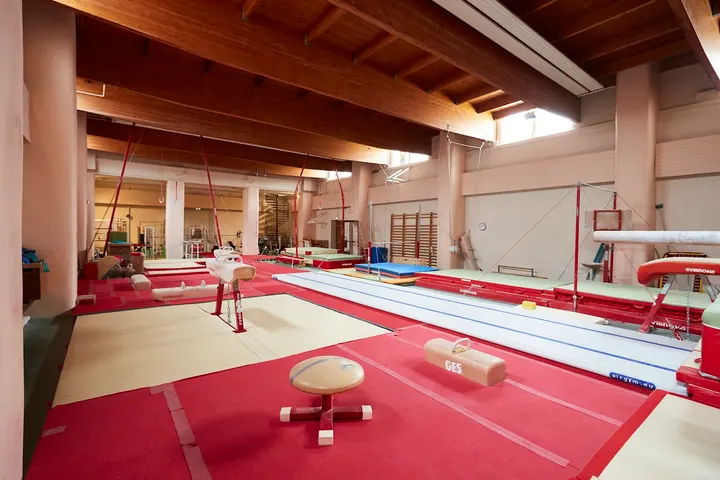 Gym Lyon Métropole Chassieu — Salle de fitness aux Brotteaux, Lyon