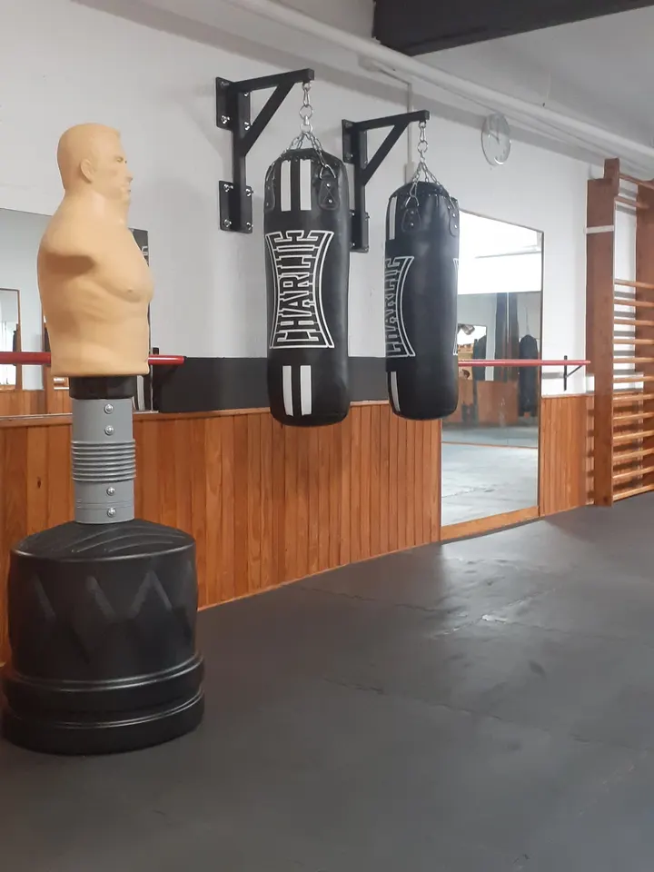 Argos Av. del Doctor Fleming — estudio de fitness-studio en Lleida — 2
