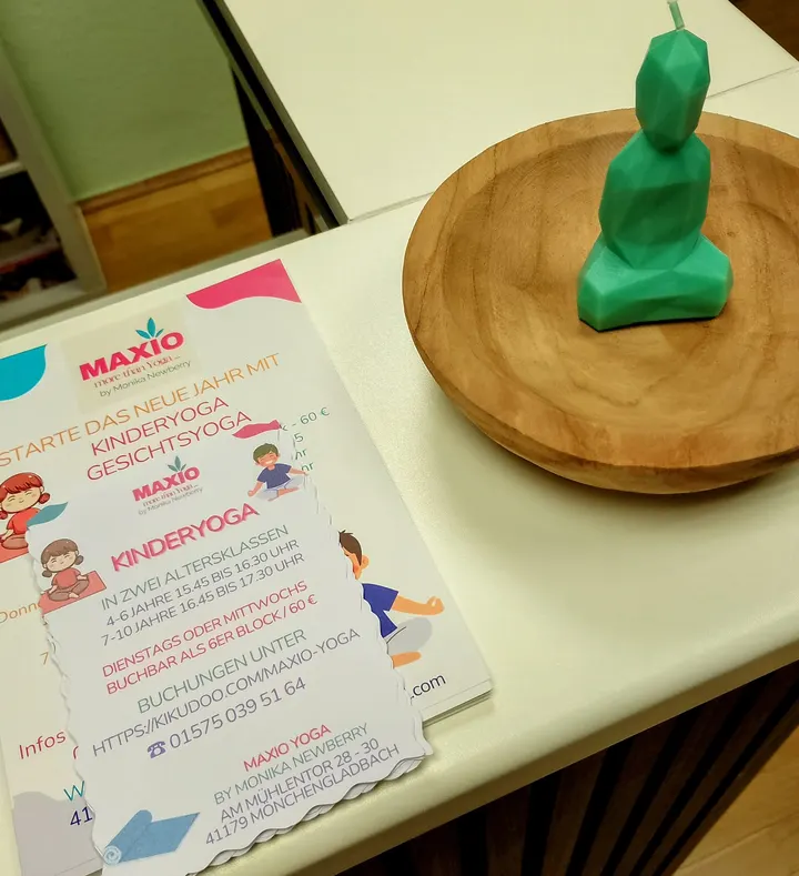 Maxio Yoga by Monika Newberry — yoga-studio in Rheindahlen-Mitte, Mönchengladbach — 3