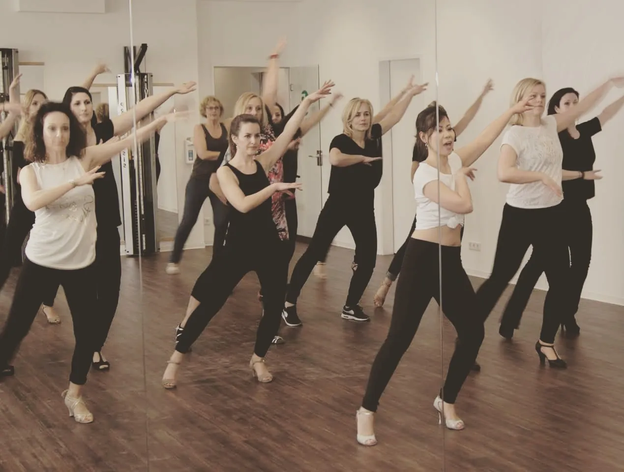 PRO DANZA — tanz-studio in Düsseldorf — 3