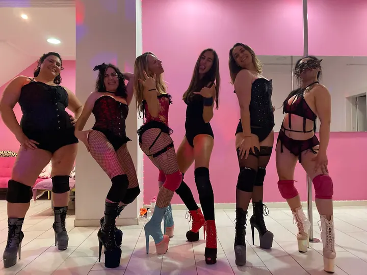 Warmi Pole Dance — estudio de fitness-studio en Benaguasil — 3