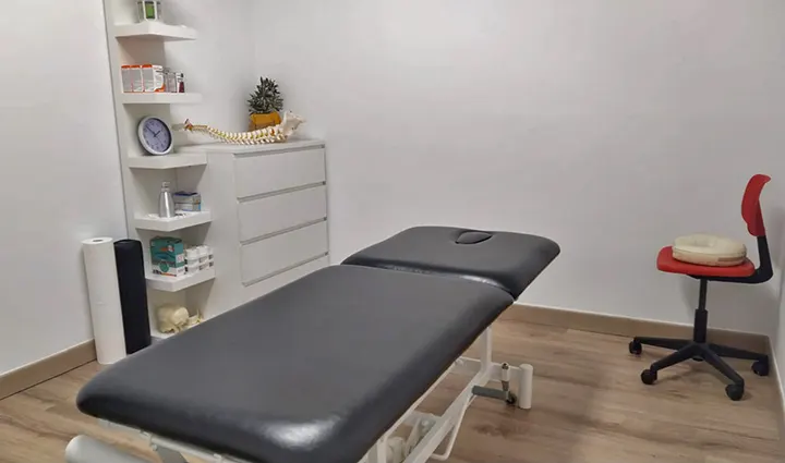 CENTRO DE K-STRETCH Y MASAJE DEPORTIVO — estiramientos-studio en San Sebastián — 4