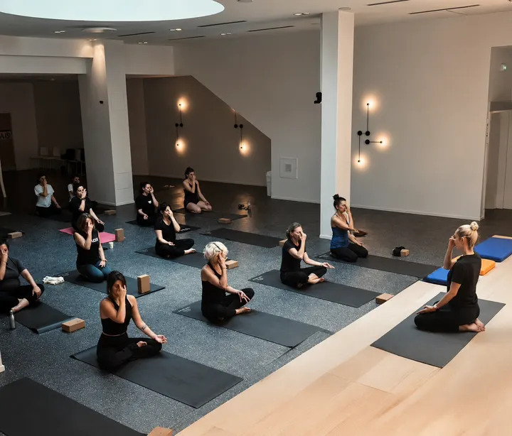 Charlotte Mousset — yoga-studio à Paris — 4
