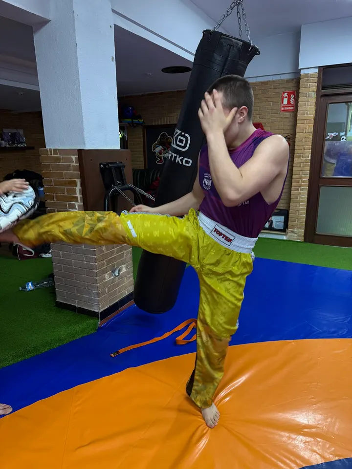 Wolves KickBoxing Club - Centro Comercial Fontana — artes marciales-studio en Alicante — 3