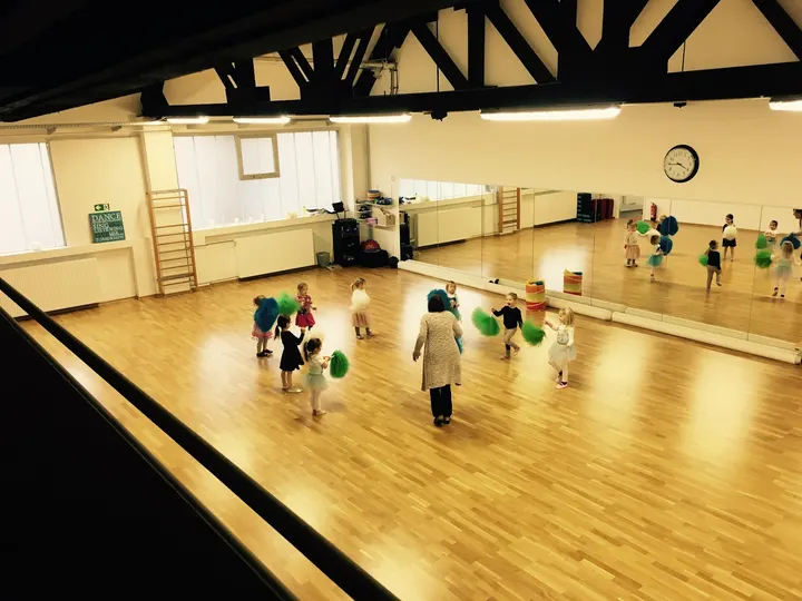 Dance In Bensberg Frankenforst — Tanz in Alt-Frankenforst, Bergisch Gladbach