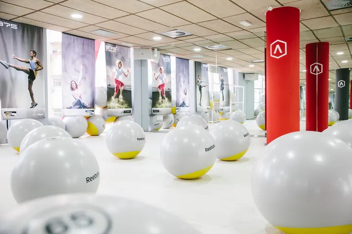 Cosmopolitan Elche — estudio de fitness-studio en Carrús Est, Elche — 2