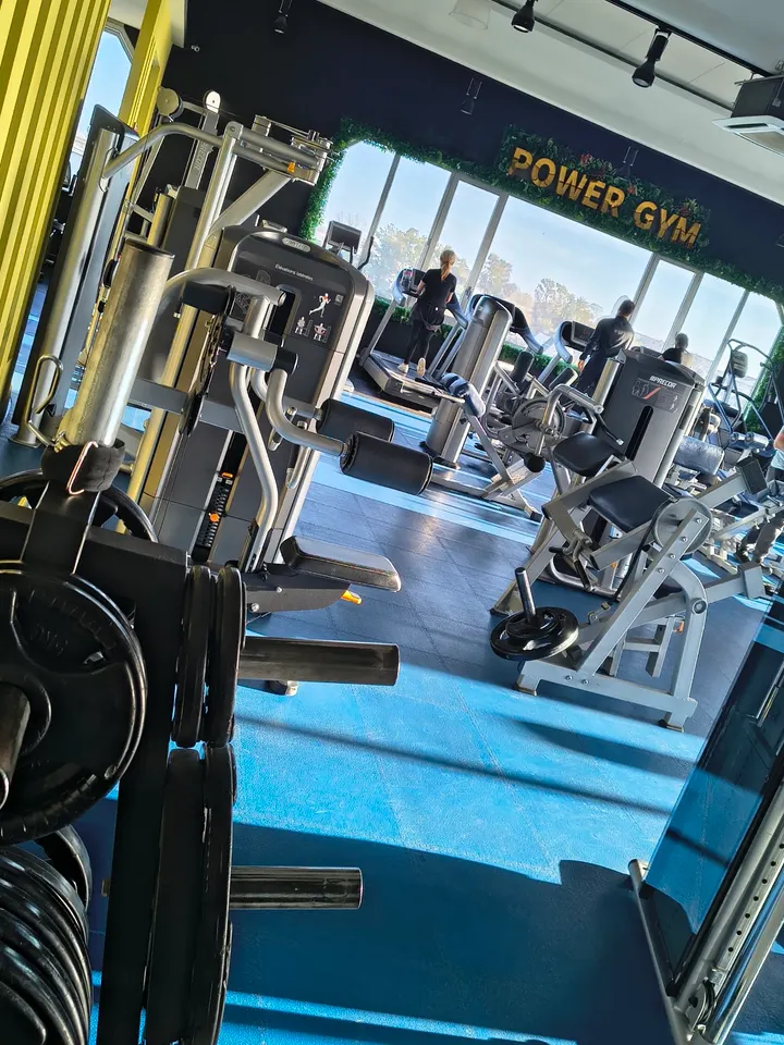 Power Gym Club   Via Mezzagni — palestre-studio a Villaggio del Sole, Castel Volturno — 3