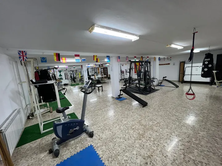 Gym Garage — estudio de fitness-studio en Almedina — 3