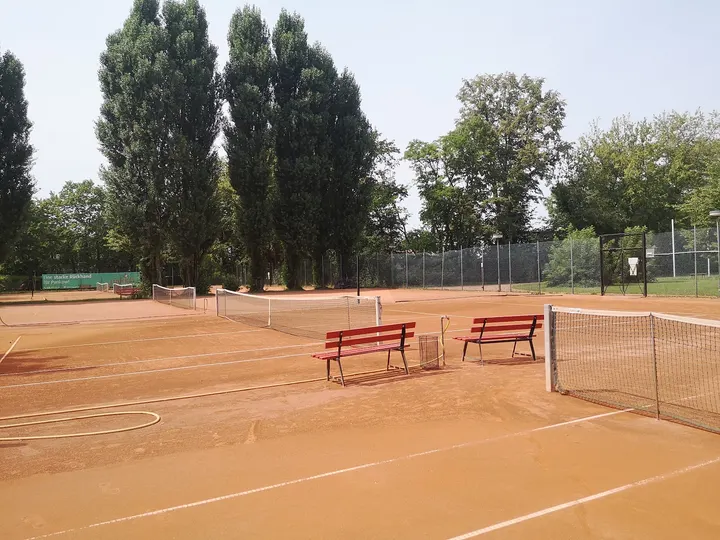 spok sport und kultur gmbh — Recovery in Niederschönhausen, Berlin