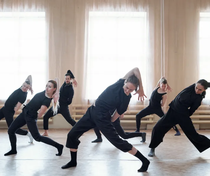 Iván Navarro Academia De Baile — baile-studio en Pamplona — 3