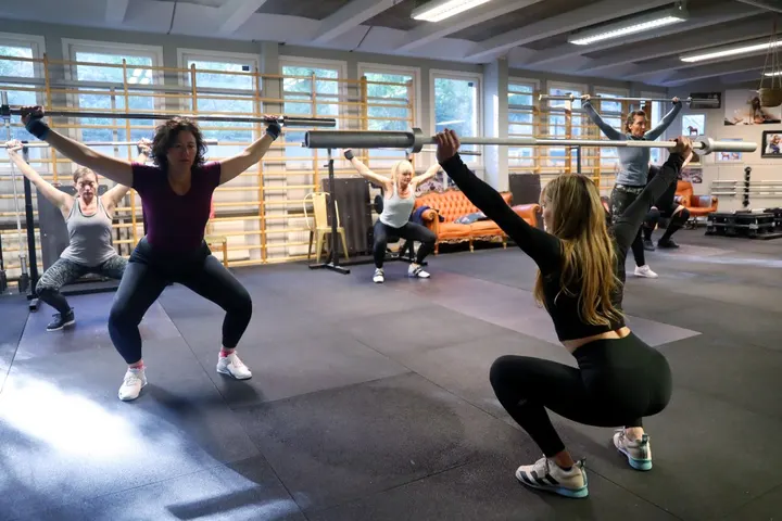 Bubböns gym — Styrketräning i Hersby, Lidingö