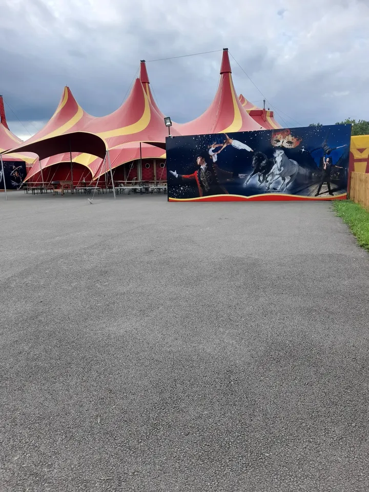 Ecole de cirque Alexis et Anargul Gruss — arts aériens-studio à Saint-Jean-de-Braye — 4