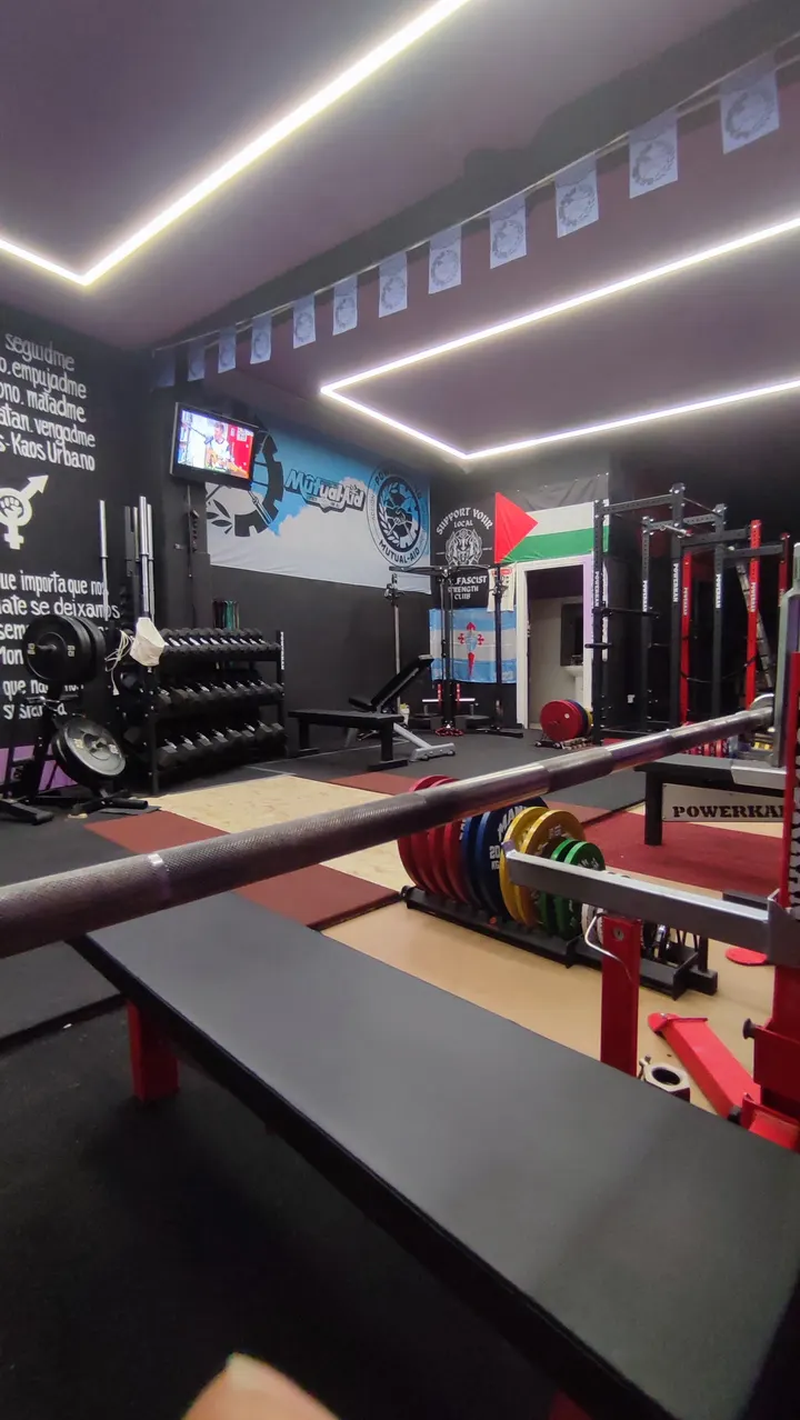 Vákner Powerlifting Galiza — fuerza-studio en Ourense — 4