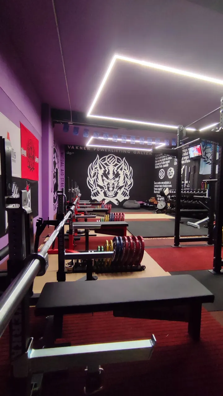Vákner Powerlifting Galiza — fuerza-studio en Ourense — 5